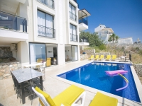 Baynur Villas